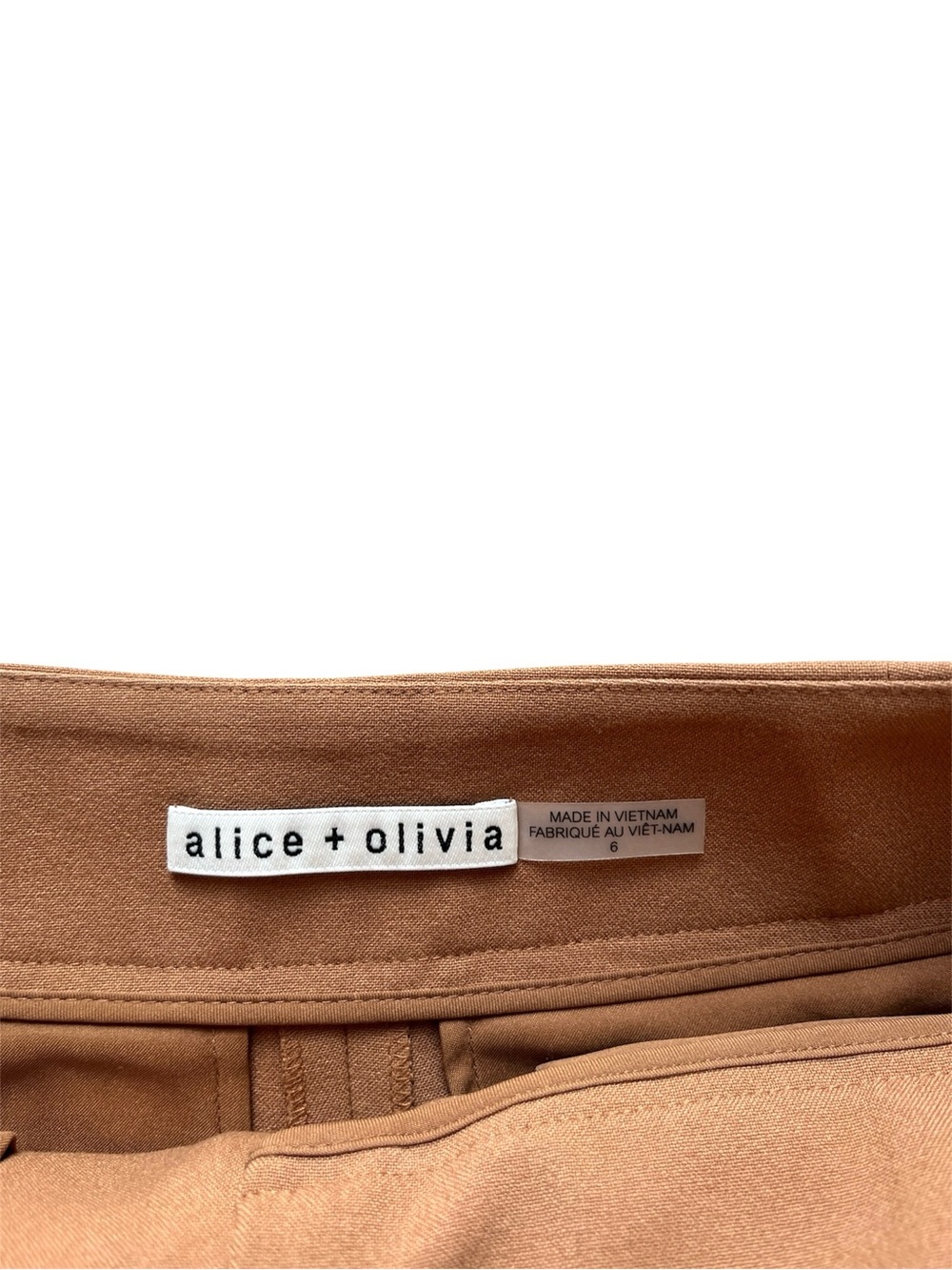 Alice + Olivia High-Waist Tan Tailored Women’s Shorts - Picture 5 of 8